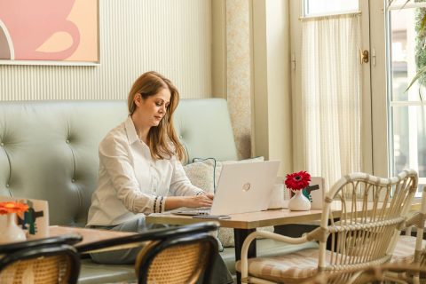 Prikaz pada konverzije zbog sporog učitavanja stranice: Što nas je AI.com naučio o optimizaciji konverzije